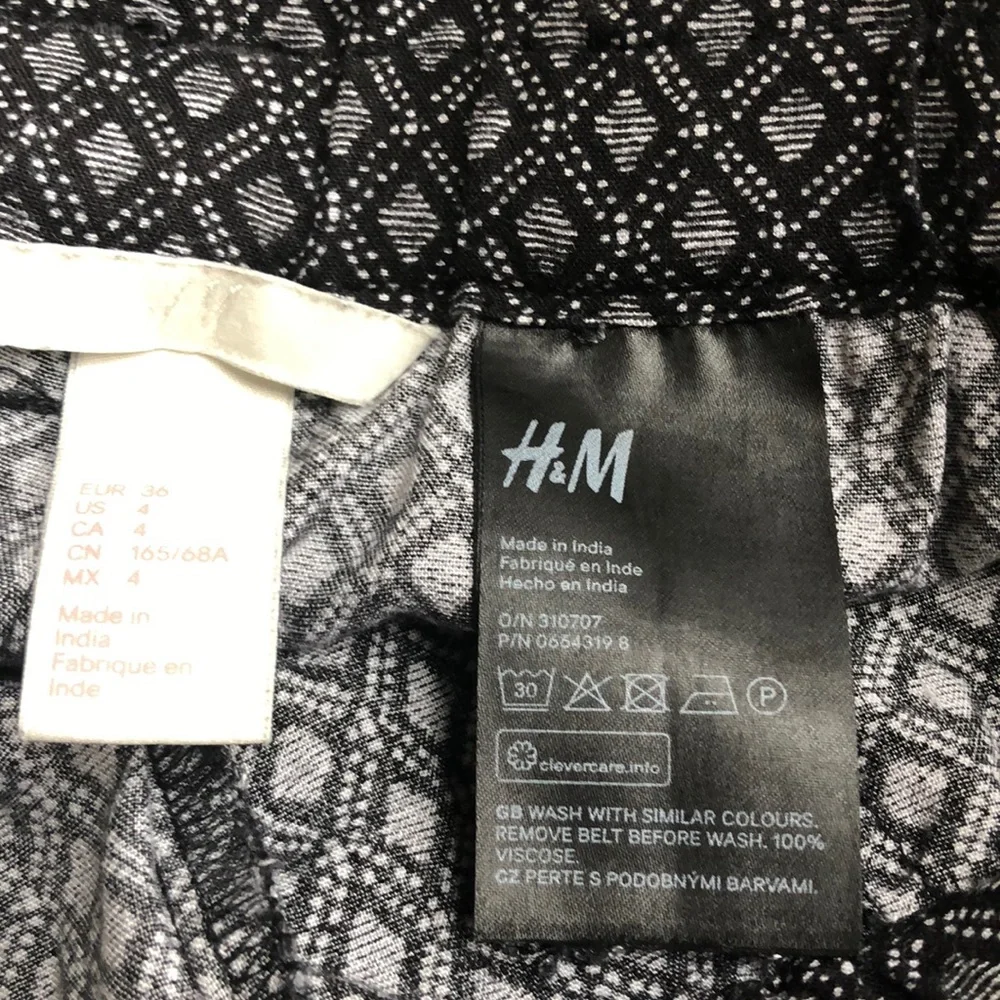 H&M Women's Soft Pull On Pants With Belt & 2 Side Pockets Elastic Waist Size 4